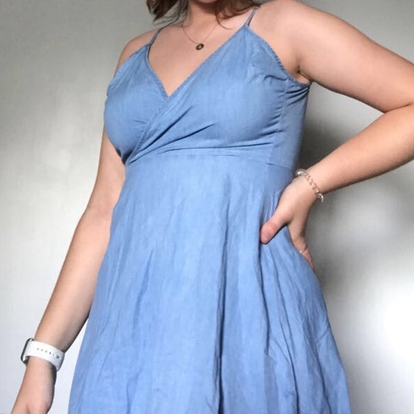 Light-weight Denim Dress - Picture 4 of 6